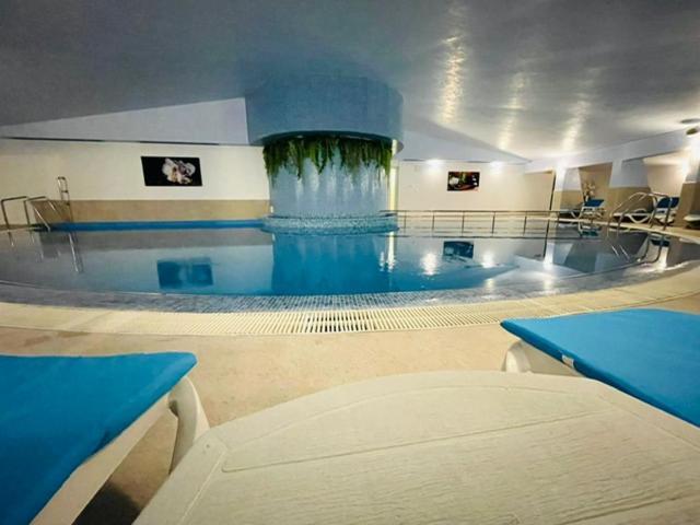 Condor Resort Dulcesti Bagian luar foto
